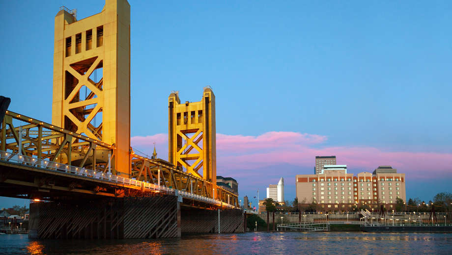 sacramento-river-stock-image-920.jpg